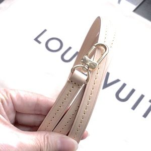 🌼🌼 NEW 🌼🌼 Louis Vuitton Vachetta Crossbody Strap